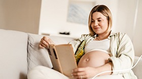 Tu attends un heureux événement ? Voici ce que tu dois absolument savoir à propos de la méningite à méningocoques chez les nouveau-nés.